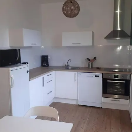 Апартаменты A Bon Port Гранкан-Мези